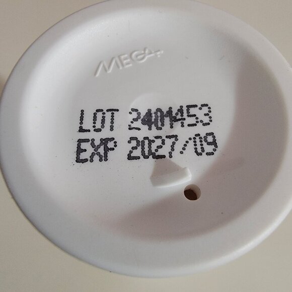 EltaMD UV Clear SPF46 Sunscreen For Acne and Rosacea Tinted, Untinted, Deep Tint - Picture 12 of 12